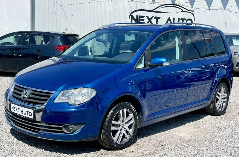 Volkswagen Touran 1.9TDI 105HP 6CK. Image 1