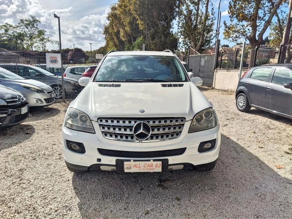 MERCEDES BENZ Classe M ML 320 CDI Offroad Pro Image 2